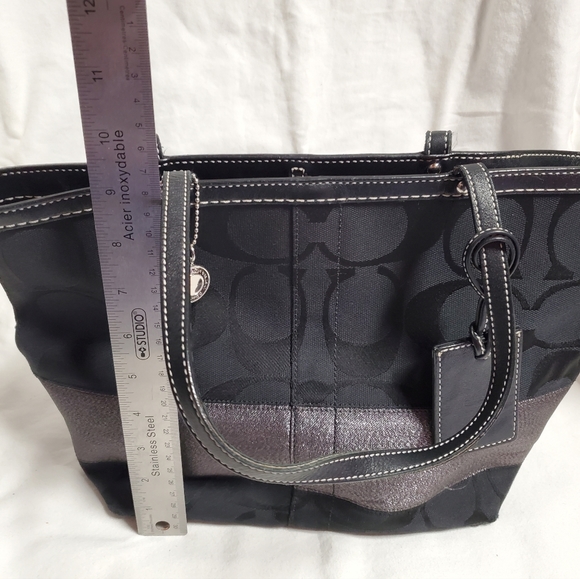 COACH purse - Picture 1 of 5